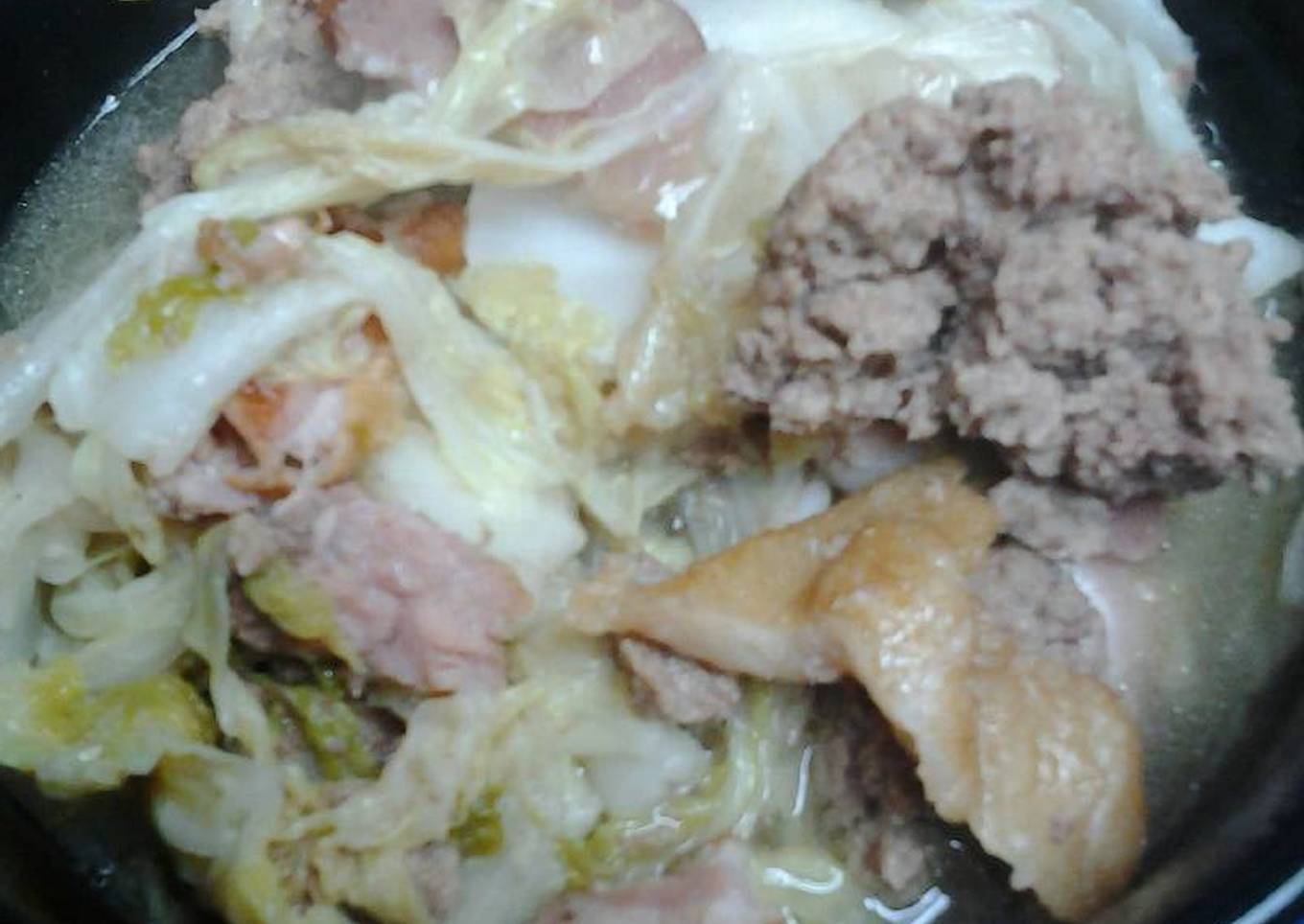 chinese nappa cabbage with beef and bacon