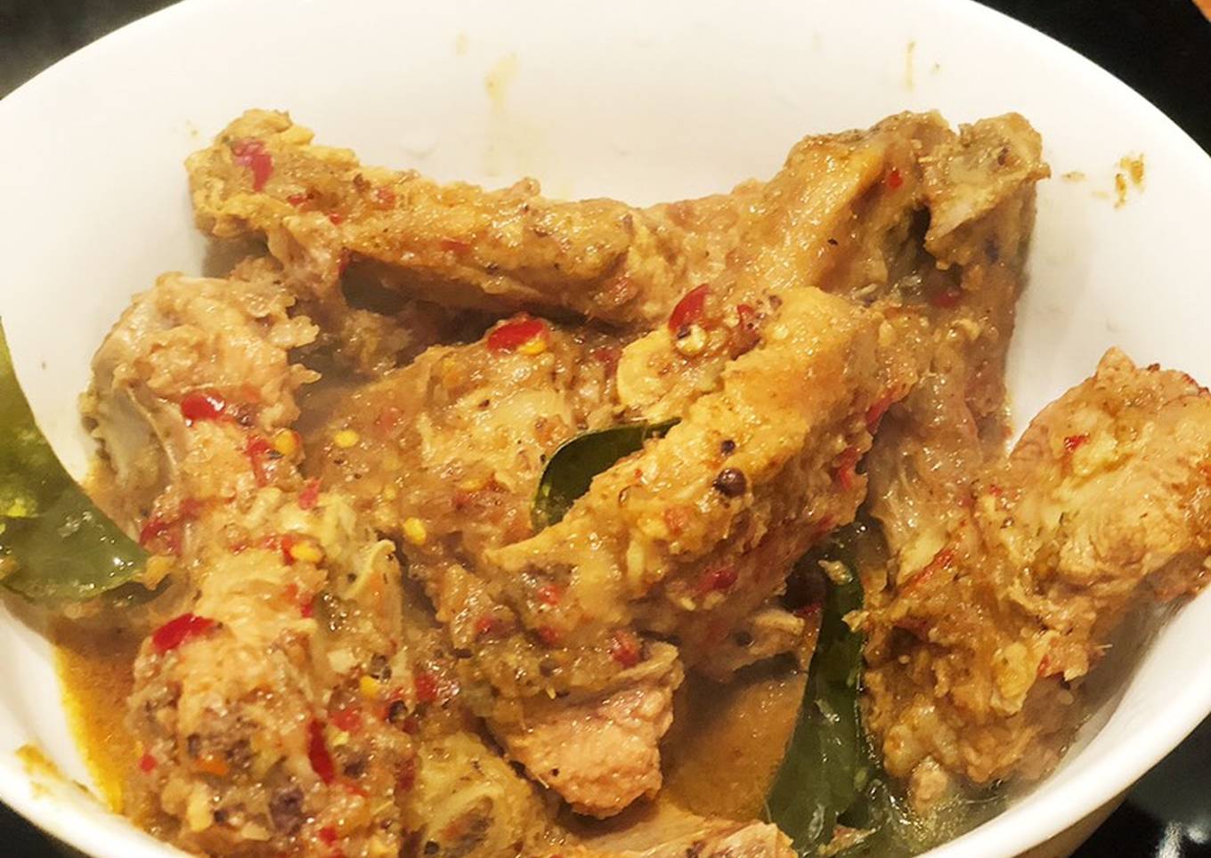 pork rib in thai curry 1