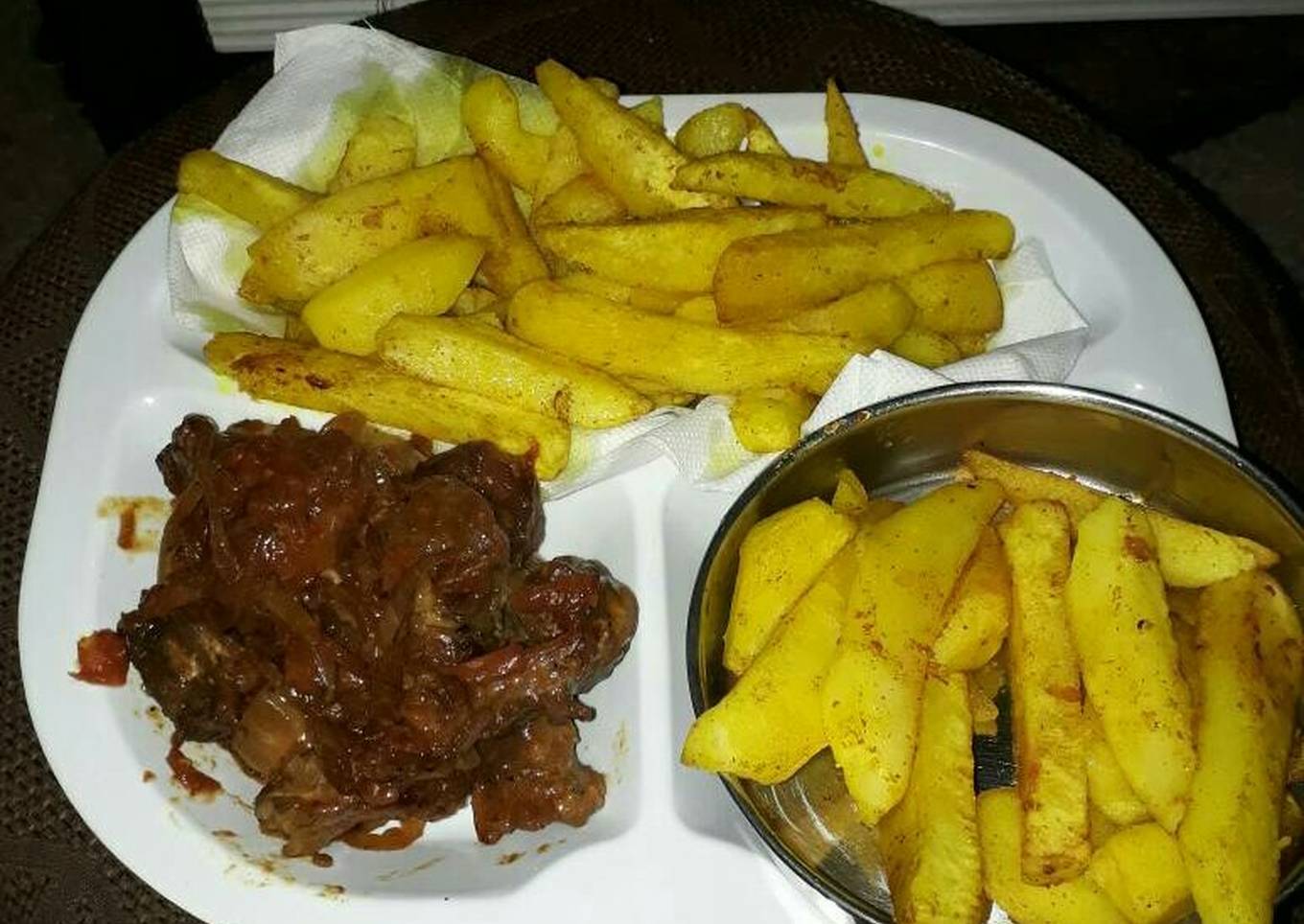 wet fried beef with chips