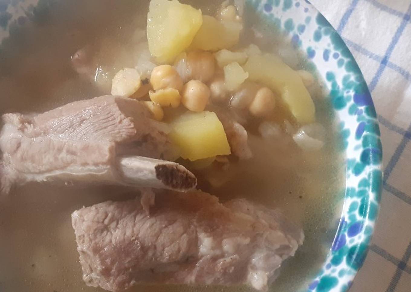 chickpeas pork soup