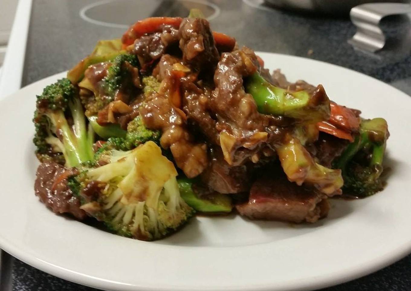 easy beef and broccoli with carrots