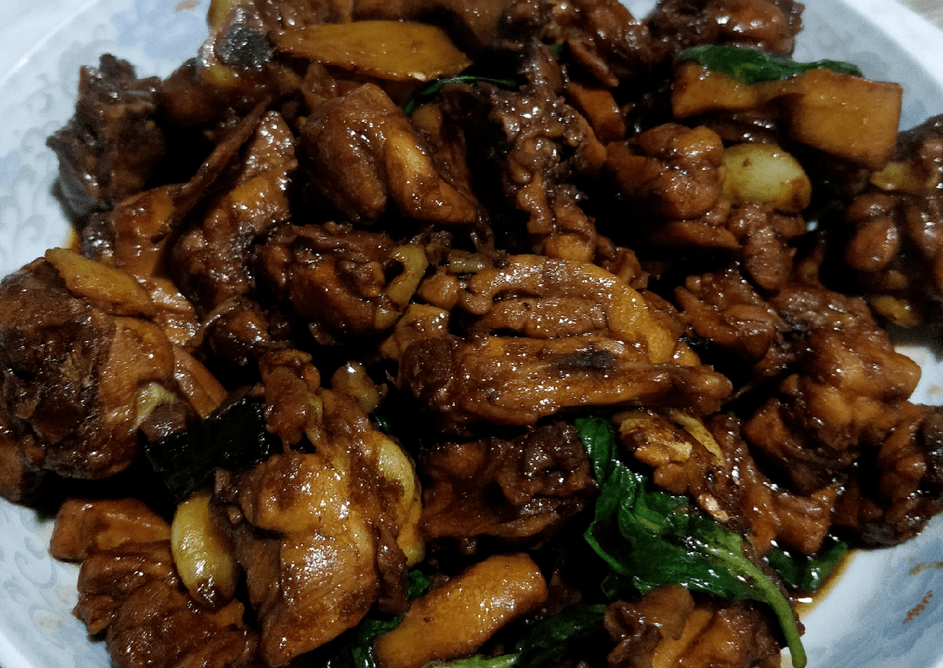 taiwanese style three cup chicken