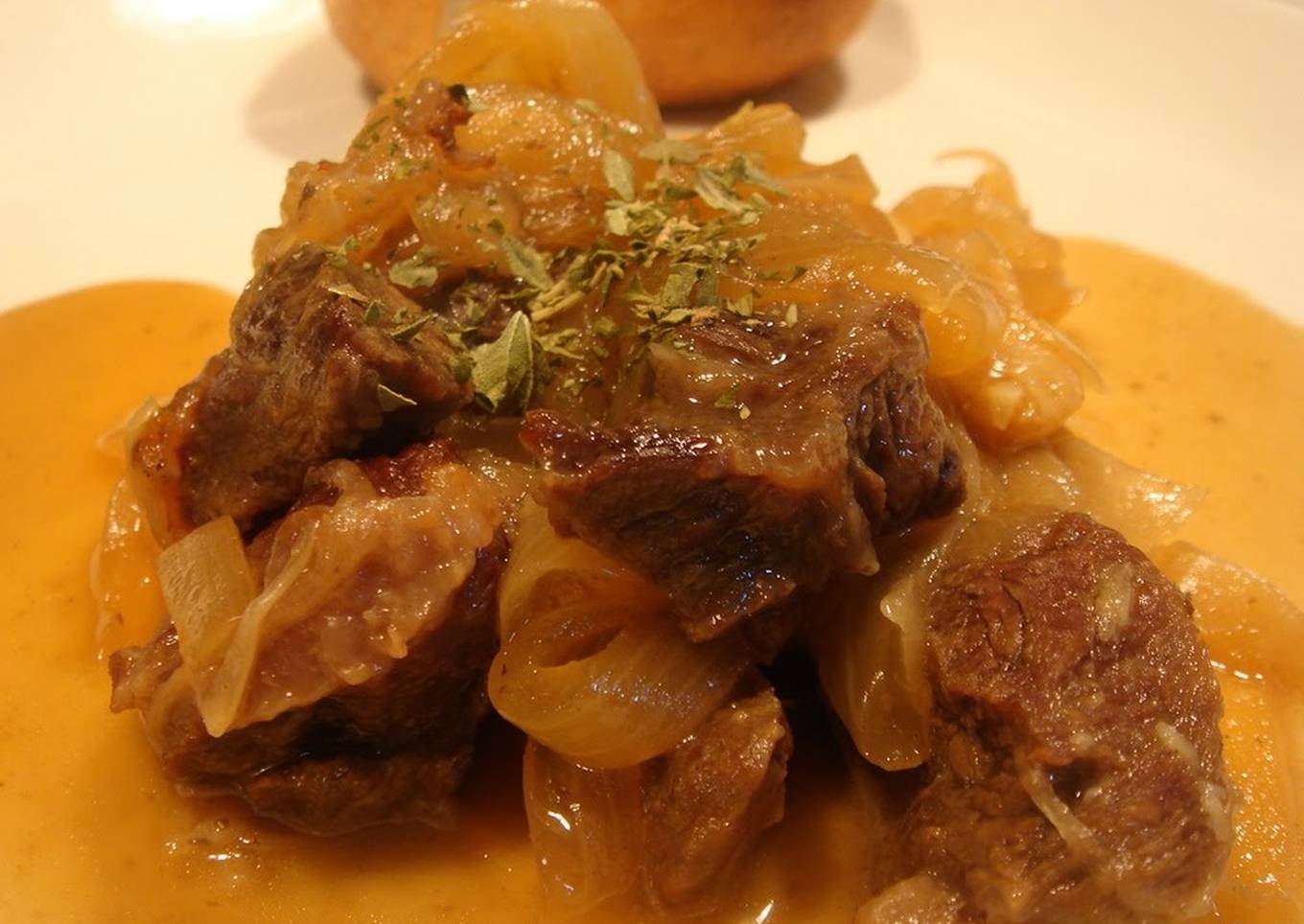 beef shank simmered in white wine
