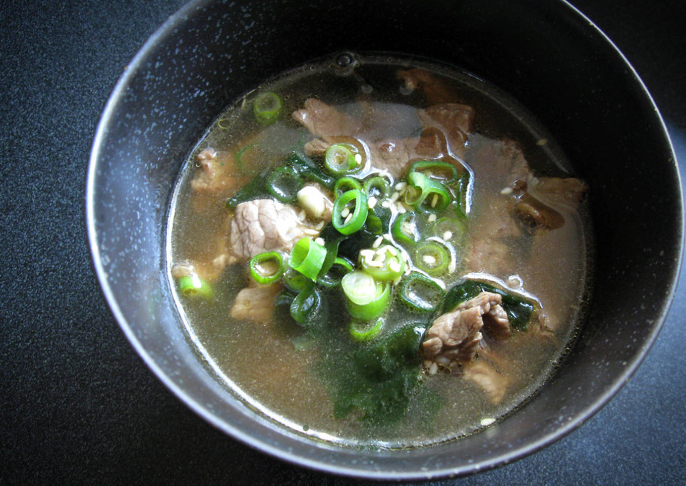 beef wakame soup