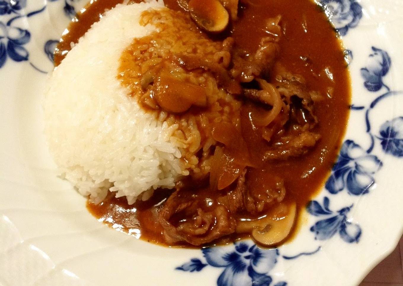 hayashi rice hashed beef stew on rice for adults