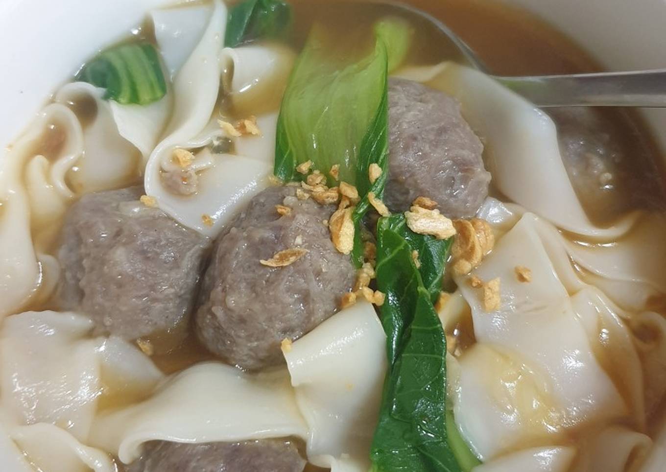 rice noodle soup with beef balls
