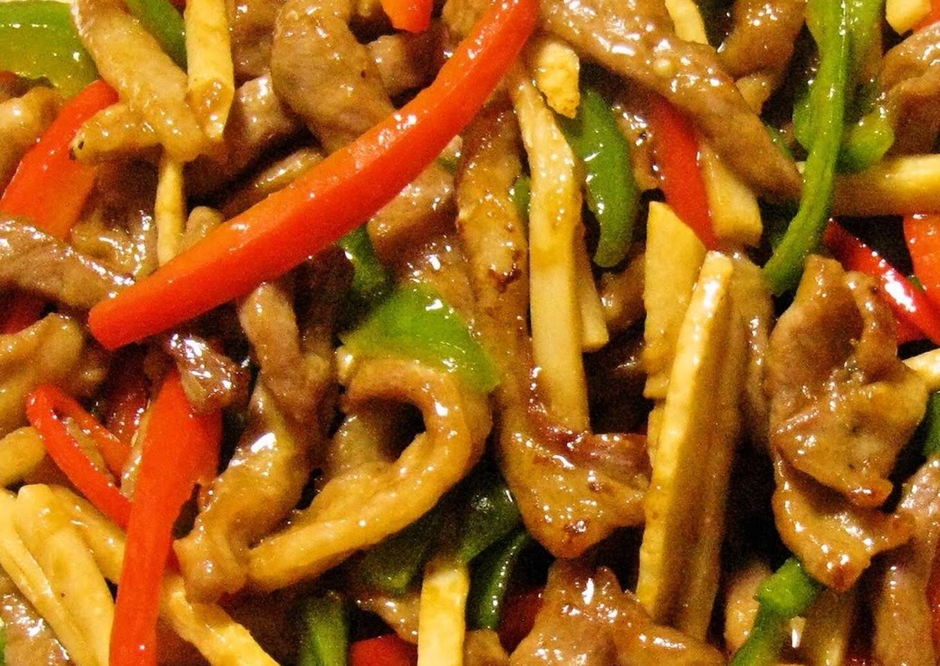 authentic chinese food chinjao rosu beef and pepper stir fry