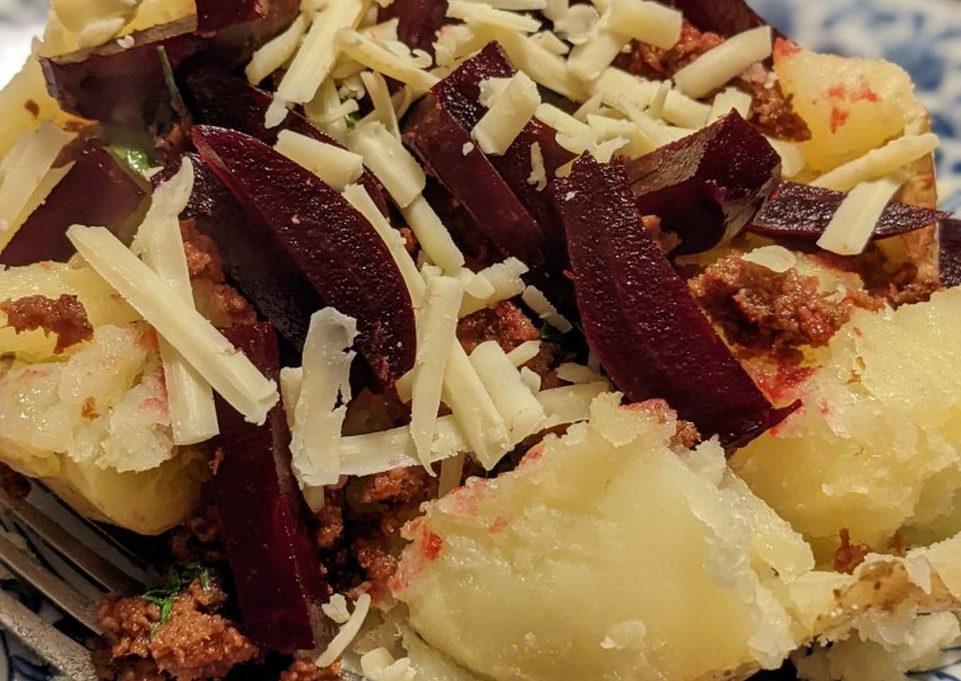 jacket potato with curried corned beef and beetroot for dinner