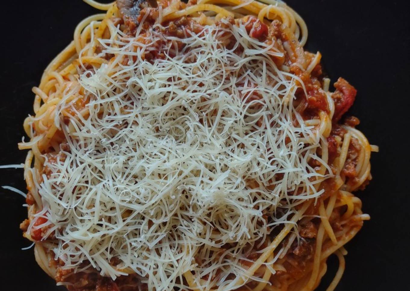spaghetti bolognese 1