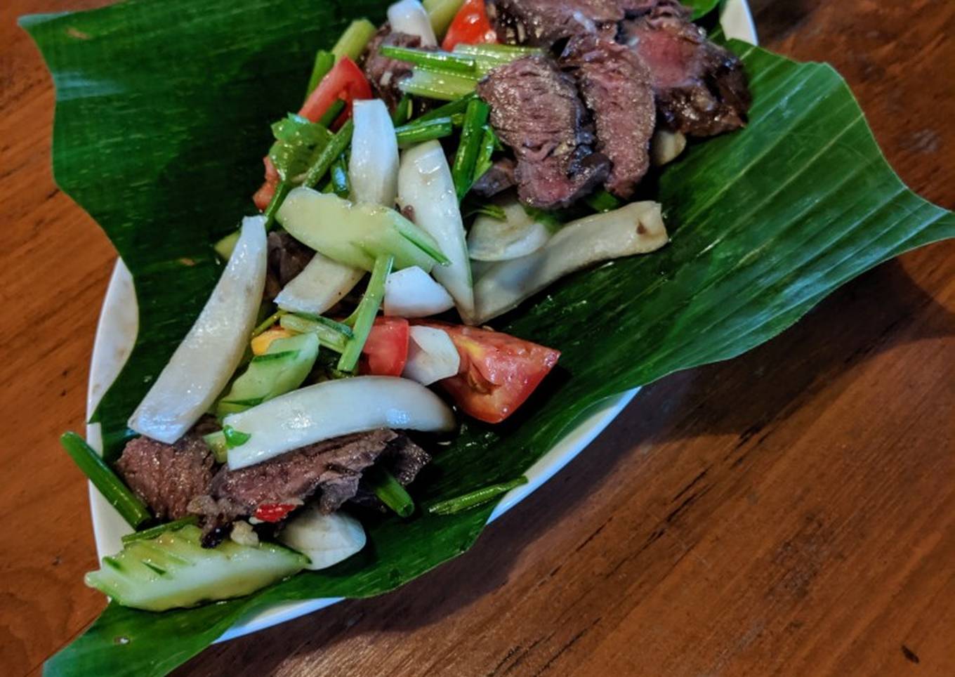 yum nue yang thai beef salad