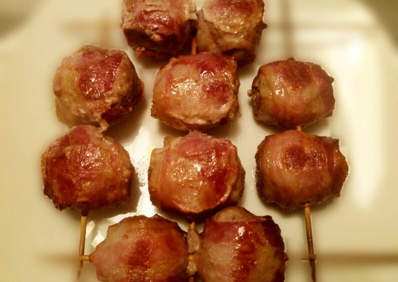 Bacon wrapped meatballs