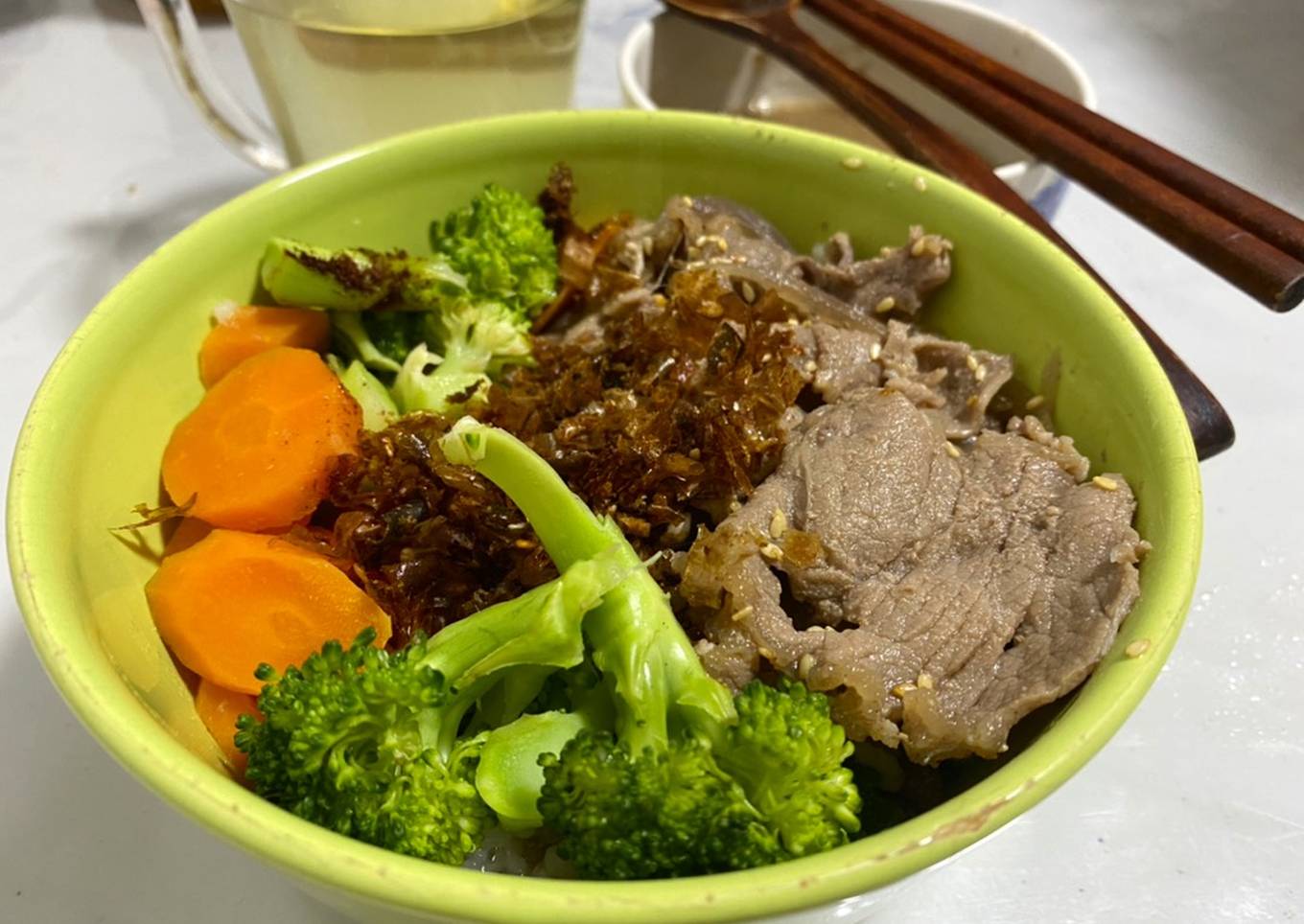 beef with vegetables bowl