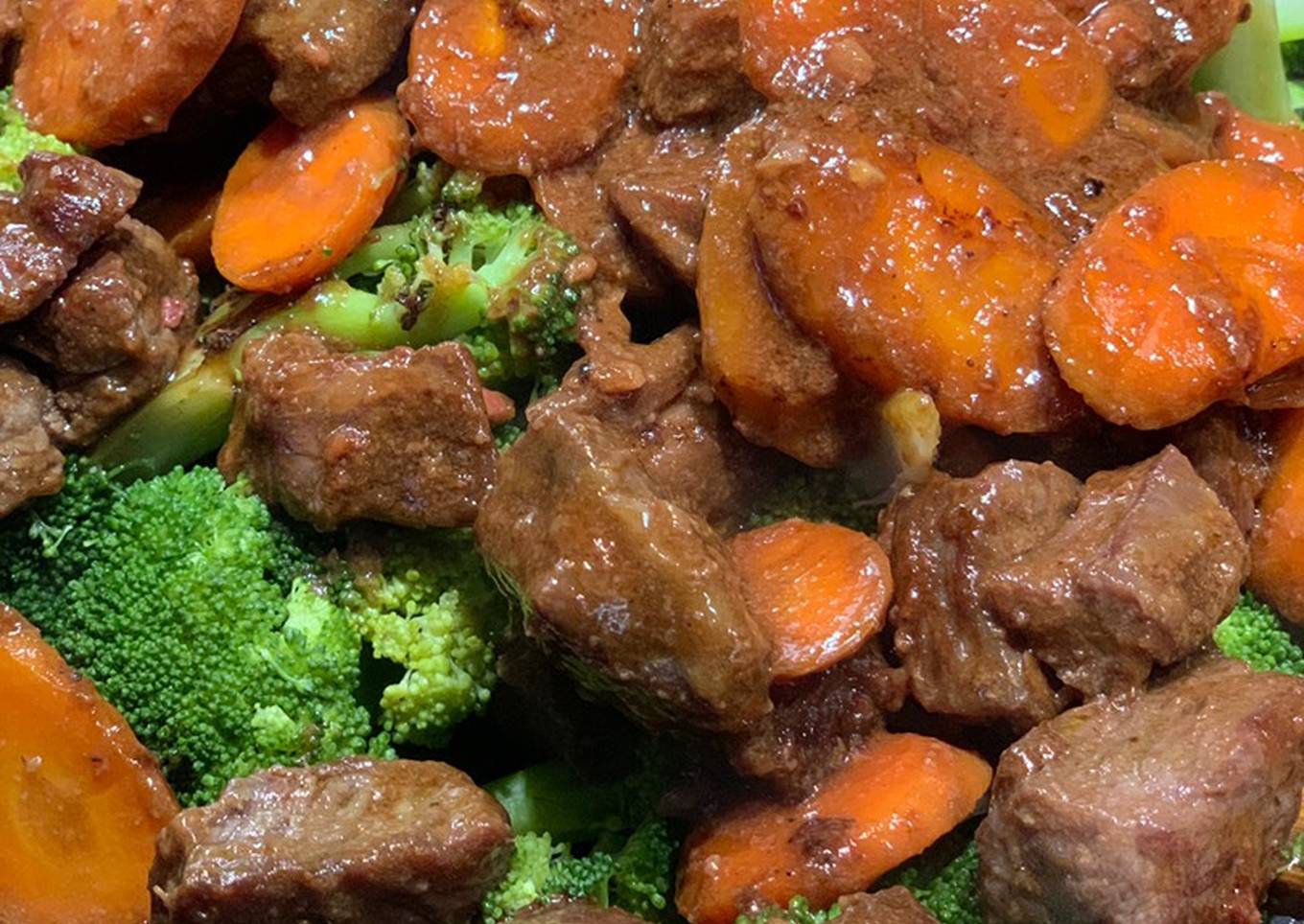 Mel’s versions of Beef and Broccoli Stir Fry