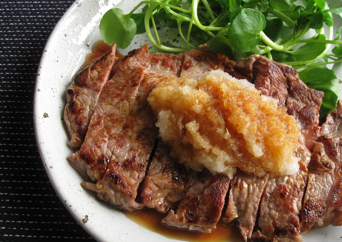 beef steak with grated daikon ponzu