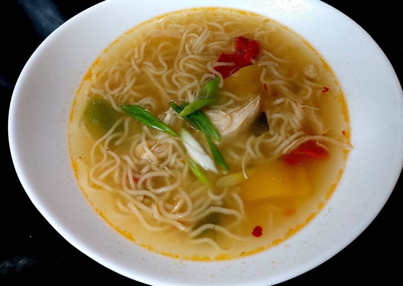 my quick chicken chilli noodle soup